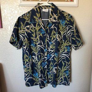 4/$30 🌈 Tropical styled button up by Liz Claiborne!
